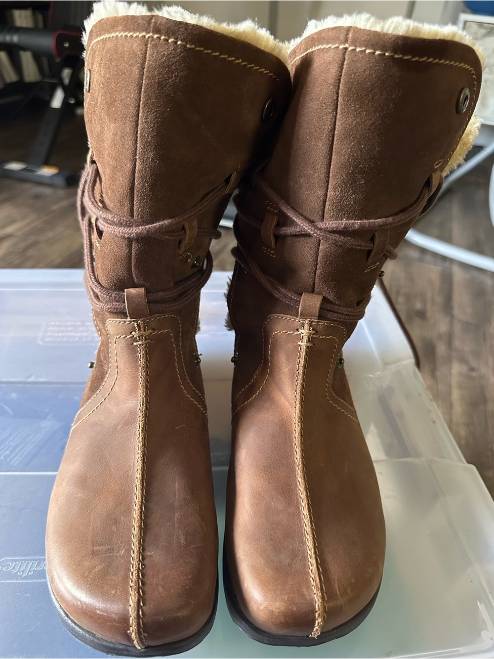 Earth Brown Faux-Fur Winter Lace-Up Boots